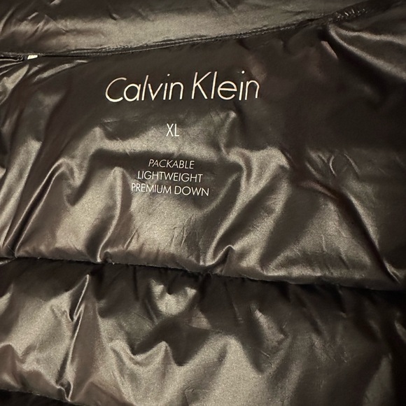 Women’s Calvin Klein Black Quilted Down Vest XL - Picture 5 of 6